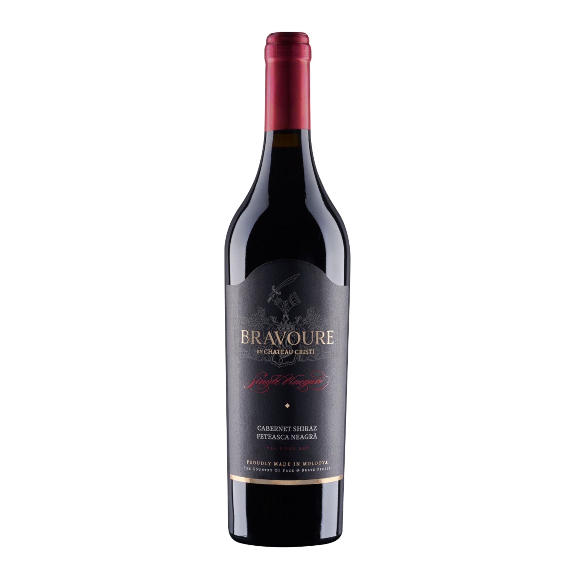 Rezultatul este un vin rosu sec amplu si catifelat, cu arome de fructe negre mature, condimente si accente de ciocolata neagra si fum