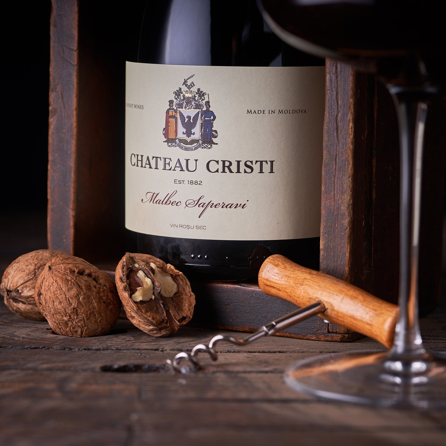 Chateau Cristi Malbec Saperavi vin rosu premium degustare pahar